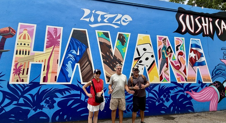 little-havana-neighborhood-miami-free-tour-en-3