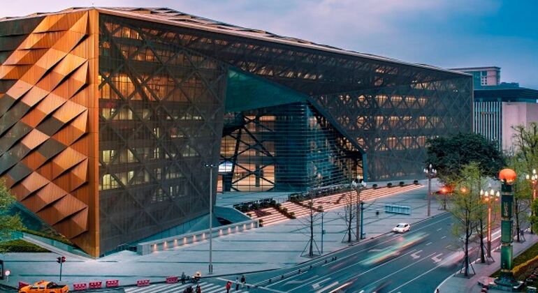 Chengdu One-Day Tour: Museum, Park, Alleys, Bridge Provided by Guangzhou Zhiwoyou Travel Agency