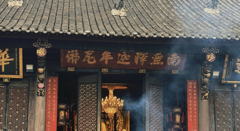 Explorer Chengdu comme un autochtone : Le bouddhisme mahayana et la vie de loisirs , China