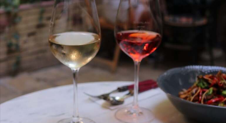 Aserbaidschanische Eleganz: Wein-Tour durch Baku Aserbaidschan — #8