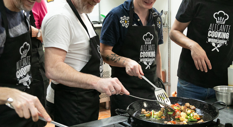 paella-sangria-class-with-tapas-in-alicante-en-1