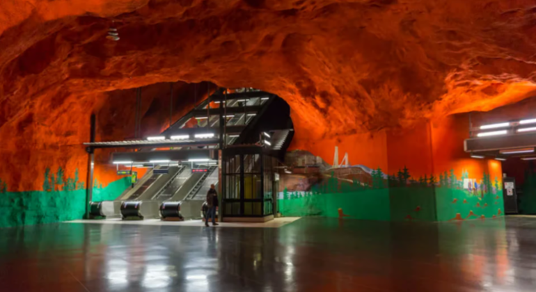 stockholm-subway-art-and-photo-tour-es-5