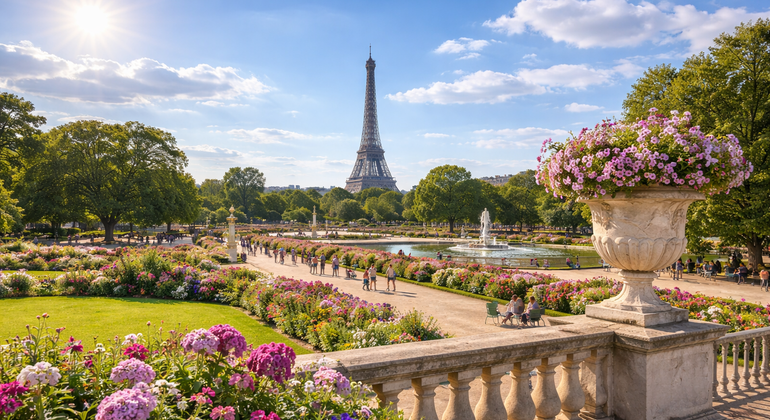 Paris Center Tour: History & Art from Pont Neuf to the Tuileries