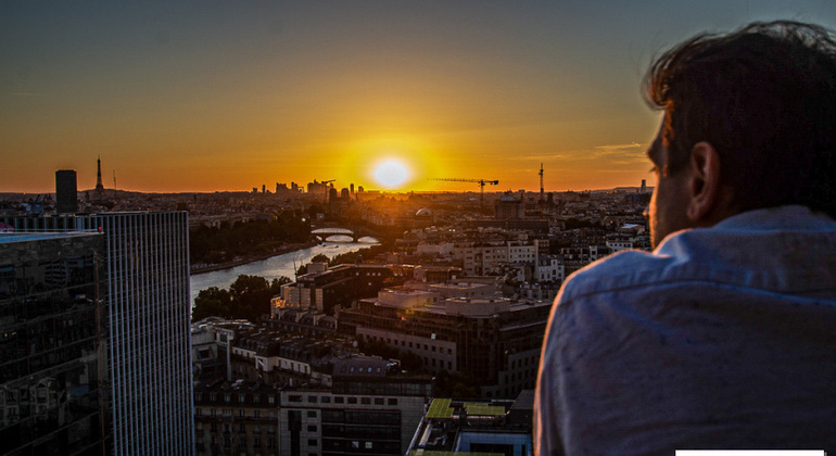 Free Tour of the Seine River in Paris: from the Louvre to the Eiffel Tower Provided by LIGTO la mejor experiencia