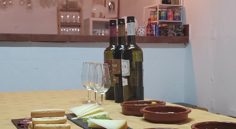 Sevilla: Besichtigung, Unterricht, traditionelles Essen und Flamenco-Show Spanien — #21