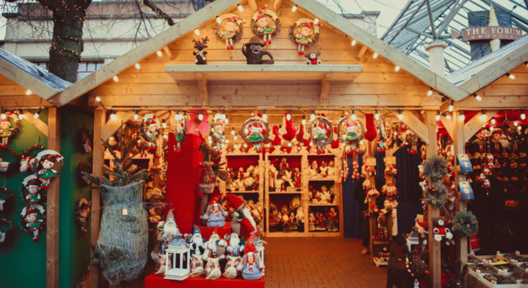 Stockholm: Christmas Markets & Lights Guided Walking Tour Provided by Scandic Tours