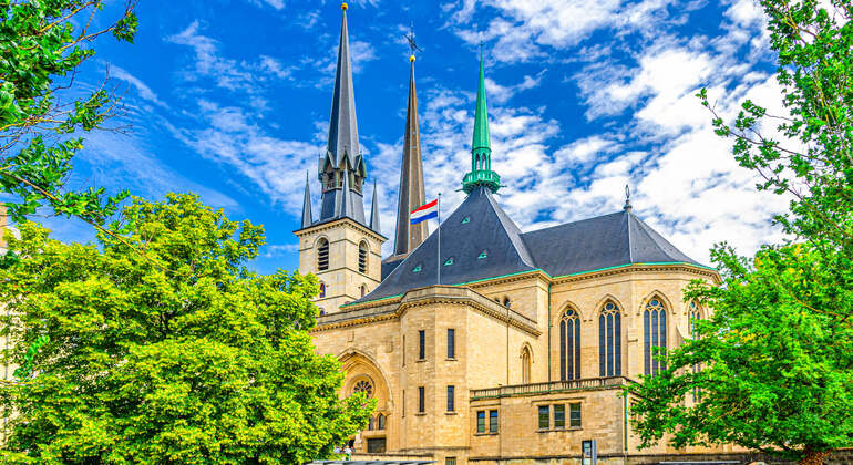 audio-guide-app-luxembourg-city-walk-en-4