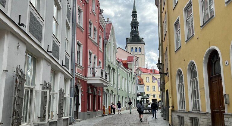 Tour della storia e delle leggende della città vecchia di Tallinn Estonia — #9