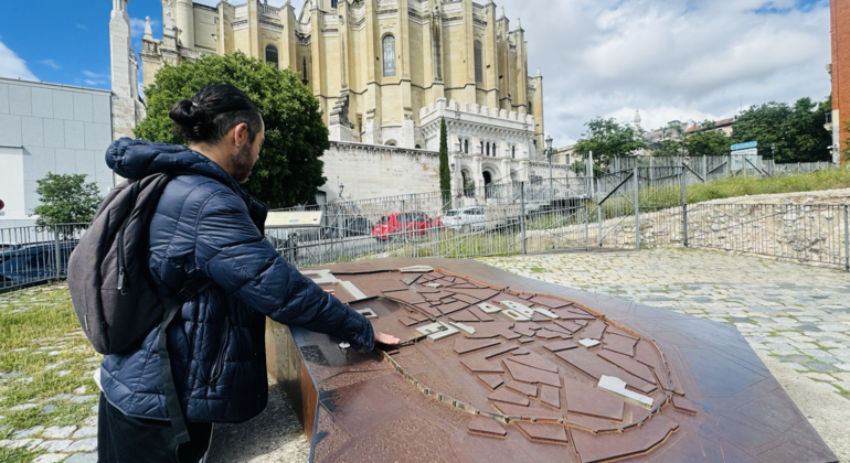 Unveiled Madrid: War, Secrets & Best Photo Spots Free Tour Spain &mdash; #16