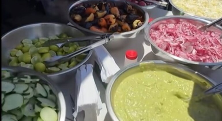 tijuana-taco-tour-mercado-hidalgo-en-1