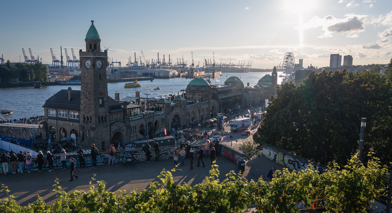 St Pauli Harbor and Redlight District Tour Provided by Moin Hamburg Tours