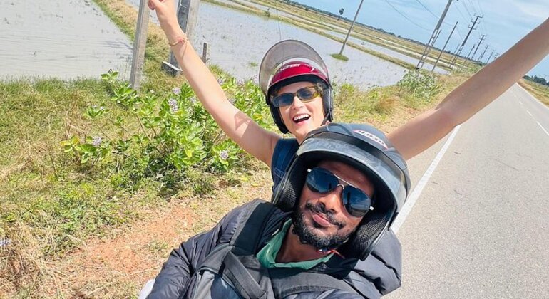 Free Tour: Riding Under Stars At Colombo Night, Sri Lanka