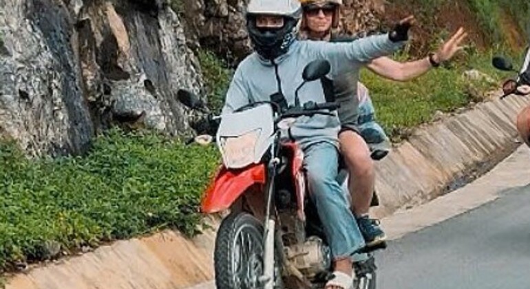 Free Tour: Riding Under Stars At Colombo Night Sri Lanka — #3