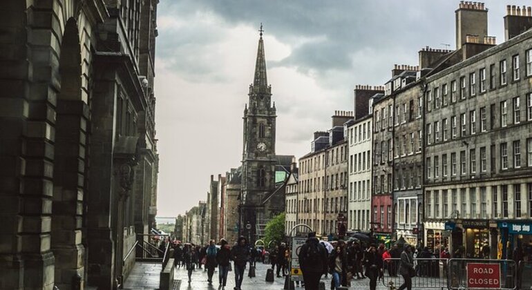 Edinburgh: Guided Old Town Free Walking Tour Scotland — #4