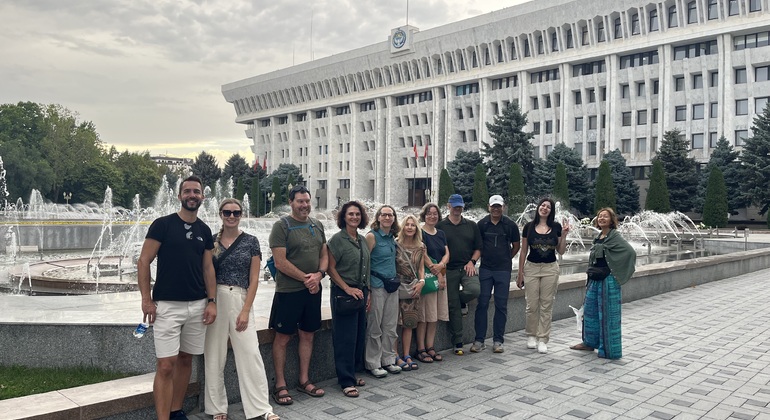 Visita guiada gratuita por Bishkek: de la vida nómada al mundo moderno