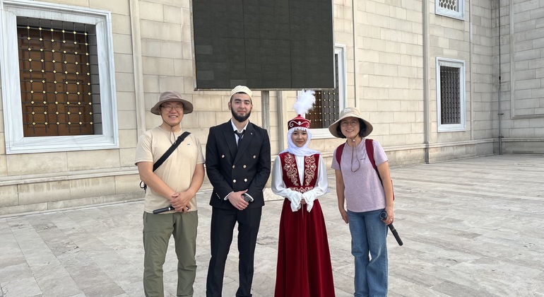 Bishkek Free Tour: Un nómada en el mundo moderno  Operado por Meder