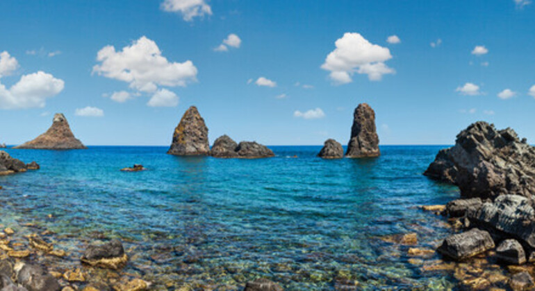 Aventura marítima em Acitrezza: Passeio de barco à reserva marinha Itália — #8