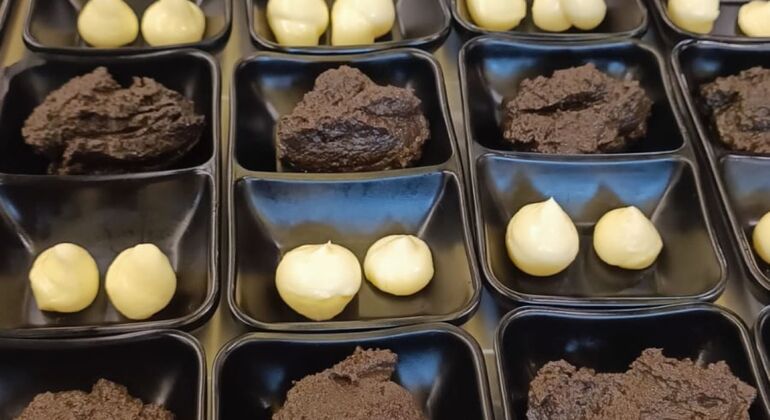 Typical Lunch at the Market Tour: Visit to the Canning Factory Portugal — #8