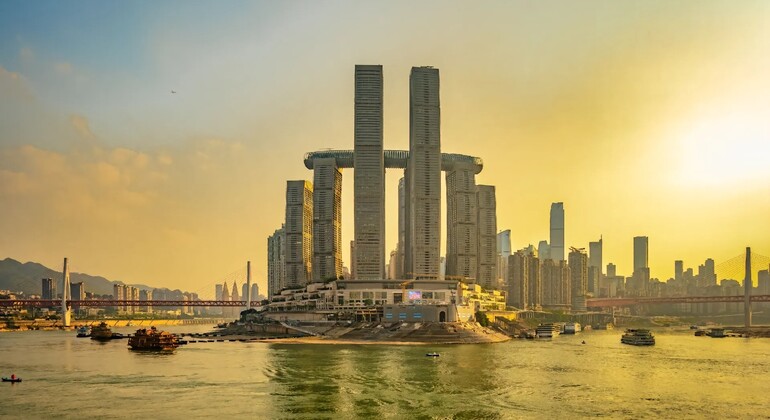 Visite gratuite : Des guides locaux vous font découvrir Chongqing, China