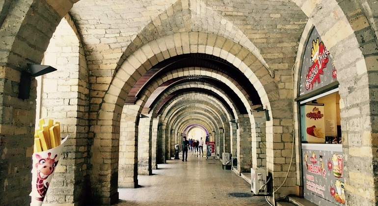 Recorrido gratuito a pie por el centro de Bakú Azerbaiyán &mdash; #2