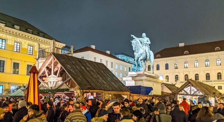Free tour Munich Christmas Magic: Evening Market Stroll Provided by Patrick