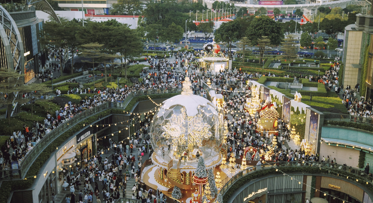 Walking Tour/Bike Tour: Lingnan City and Culture in Guangzhou China &mdash; #5