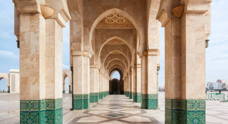 Casablanca Landmarks Free Tour & Photo Experience Marruecos &mdash; #41