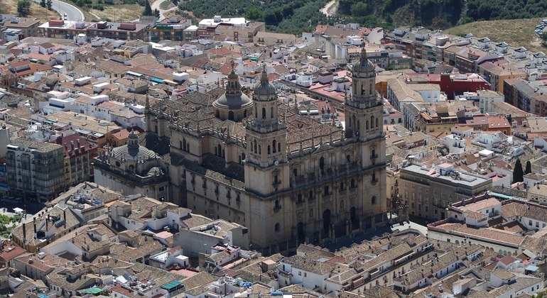 Free Tour Jaén Monumental Provided by Paraguas Rojos