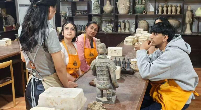 Excursión de un día a los Guerreros de Terracota: Museo en profundidad y experiencia artesanal China &mdash; #2