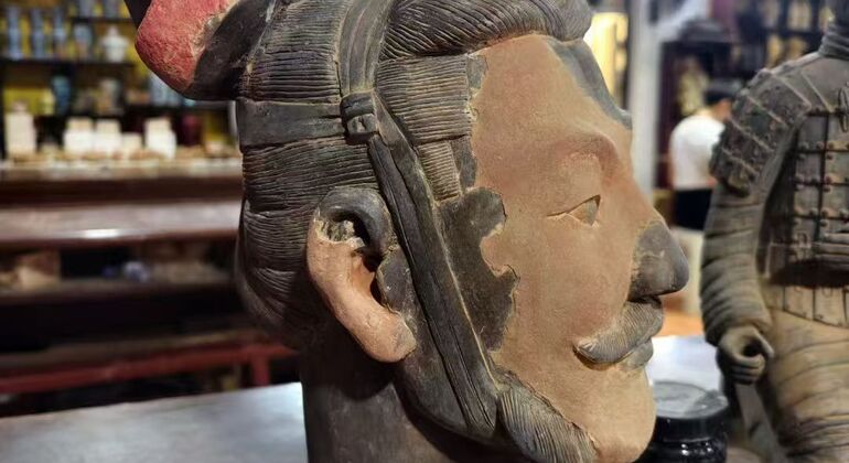 Excursión de un día a los Guerreros de Terracota: Museo en profundidad y experiencia artesanal China &mdash; #4