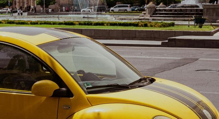 Tour a piedi gratuito a Yerevan Fornito da Armland Adventure