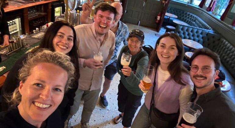 Christmas in Belfast: Twilight Tales and Tavern Stops Northern Ireland &mdash; #3