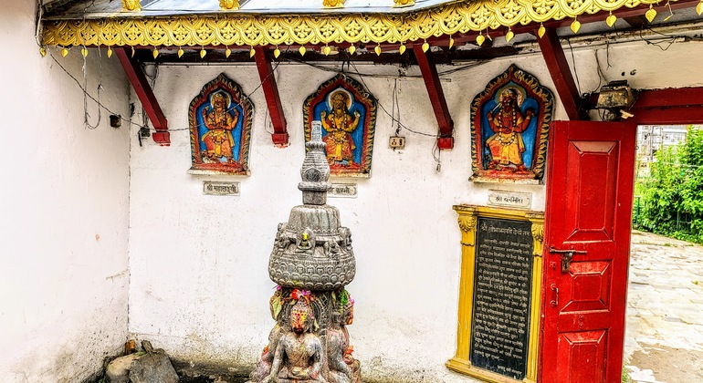 Temple des singes : Visite à pied de SwayambhuNath Népal — #7