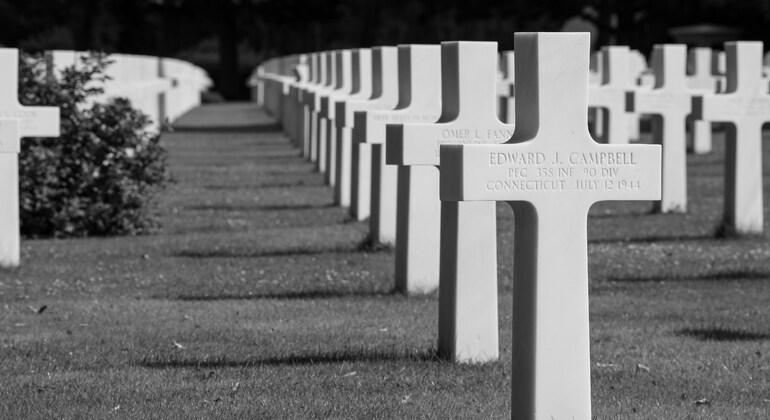 Visita al cementerio Zeitenlik de la 1ª Guerra Mundial en Salónica Operado por Giorgos