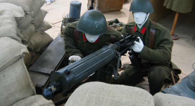 Visita al Museo de la Guerra de Salónica Operado por Giorgos