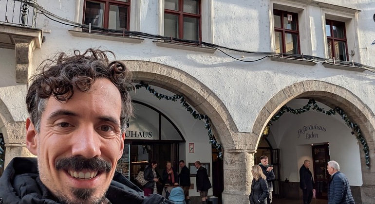 Munich Unveiled: Legends, Liquid Gold, and Dark History Provided by Thomas Lottermann