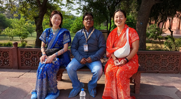 Tour del Taj Mahal all'alba in auto da Delhi India &mdash; #4