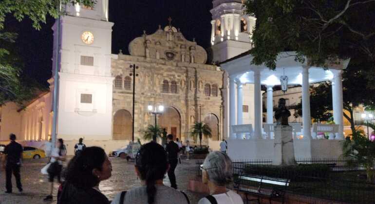 Christmas and Historical Night Tour Panama &mdash; #4