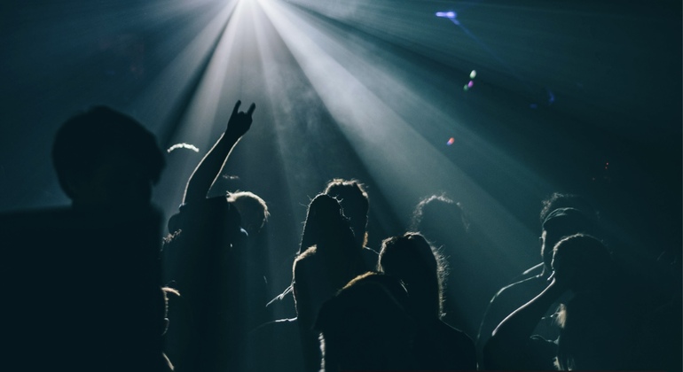 berlin-club-culture-experience-three-iconic-clubs-in-one-night-1-es-5
