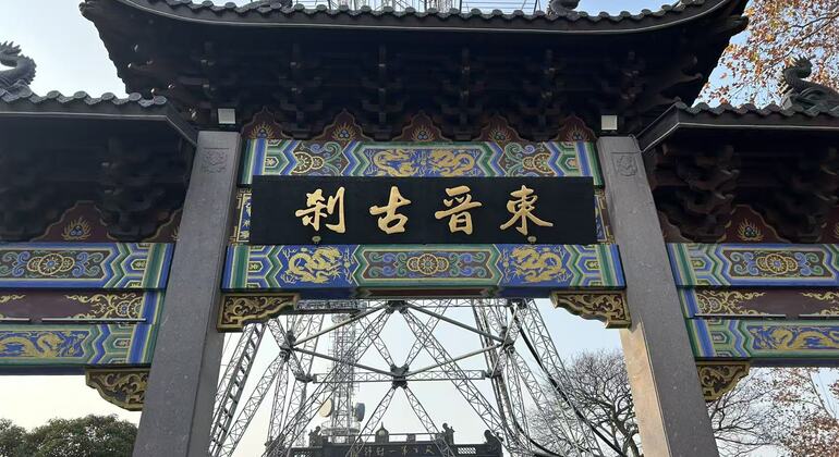 free-tour-hangzhou-cultural-trek-monasteries-carved-cliffs-es-28