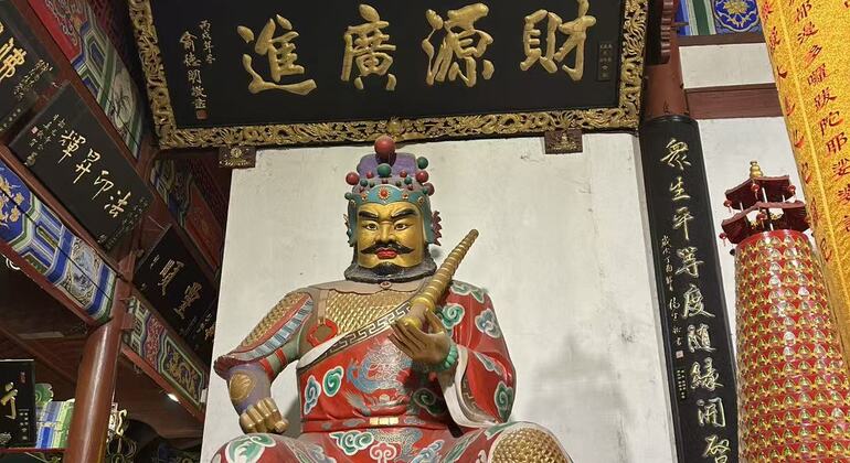 free-tour-hangzhou-cultural-trek-monasteries-carved-cliffs-es-34