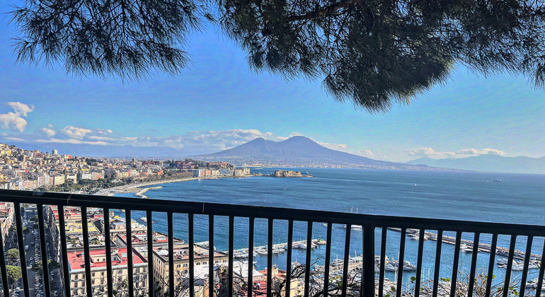 Destaques da excursão gratuita a Nápoles: Comida, história, mercados, folclore e muito mais