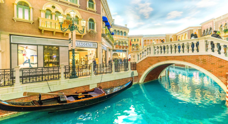 Billete de barco para el paseo romántico en góndola por el Venetian de Macao Operado por Guangzhou Zhiwoyou Travel Agency