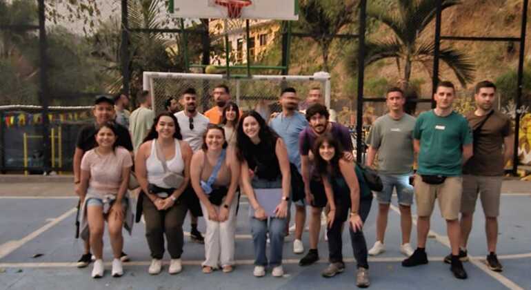 Graffiti Tour en la Comuna 13 & Teleférico Colombia &mdash; #10