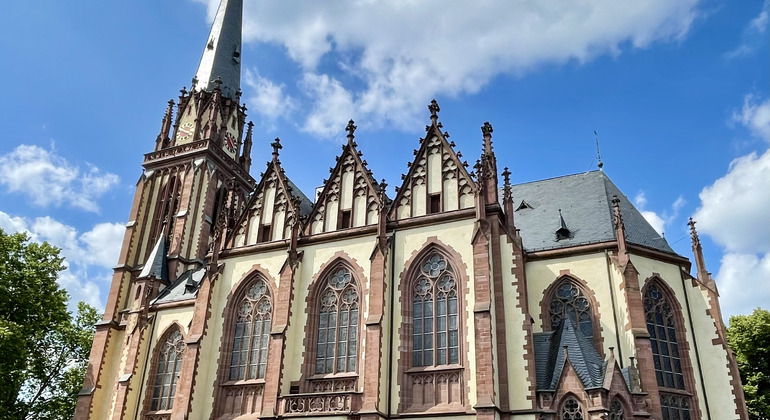 Conhecer o encantador bairro histórico de Sachsenhausen: Visita livre Alemanha &mdash; #3