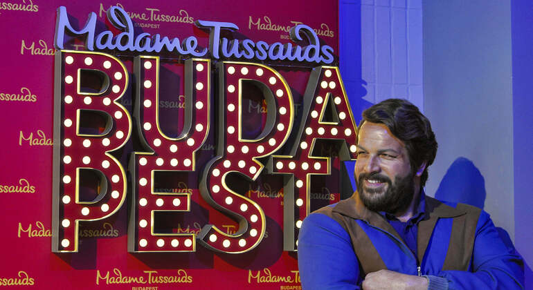 Audio Guide App: Budapest City Walk Hungary &mdash; #15