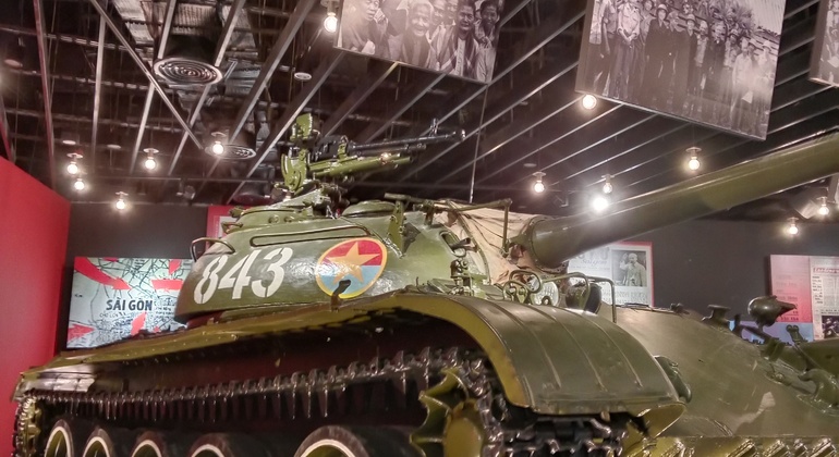 Visita gratuita: Museo di storia militare Fornito da Hanoiholic