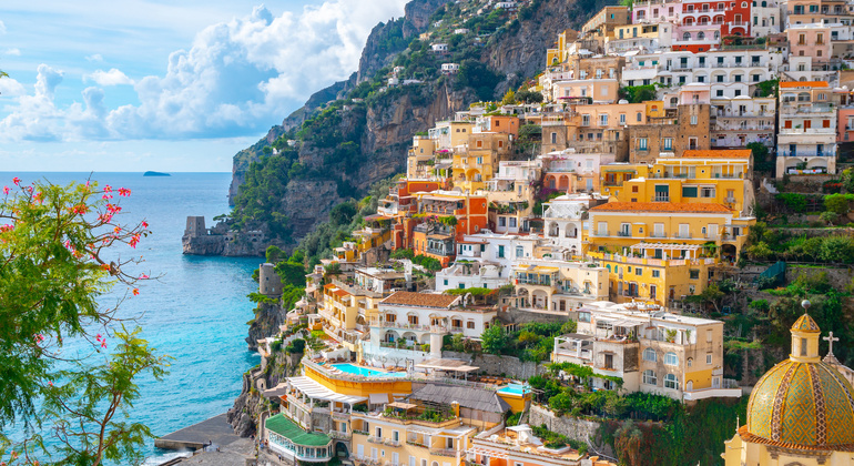 Daily Tour of Pompeii and Amalfi