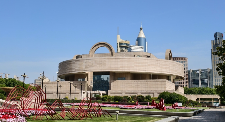 Passeio pela cidade de Xangai através do tempo com a narradora de história Susie! República Popular da China &mdash; #5