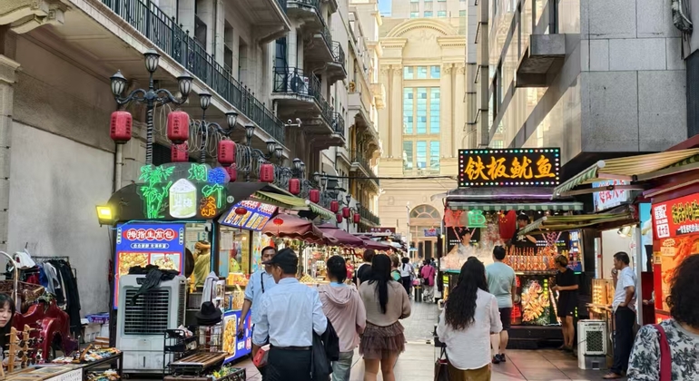 Passeio pela cidade de Xangai através do tempo com a narradora de história Susie! República Popular da China &mdash; #7